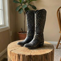 Women’s Knee-High Leather Boots – Thick Heel – Rivet Studded – Zipper Closure