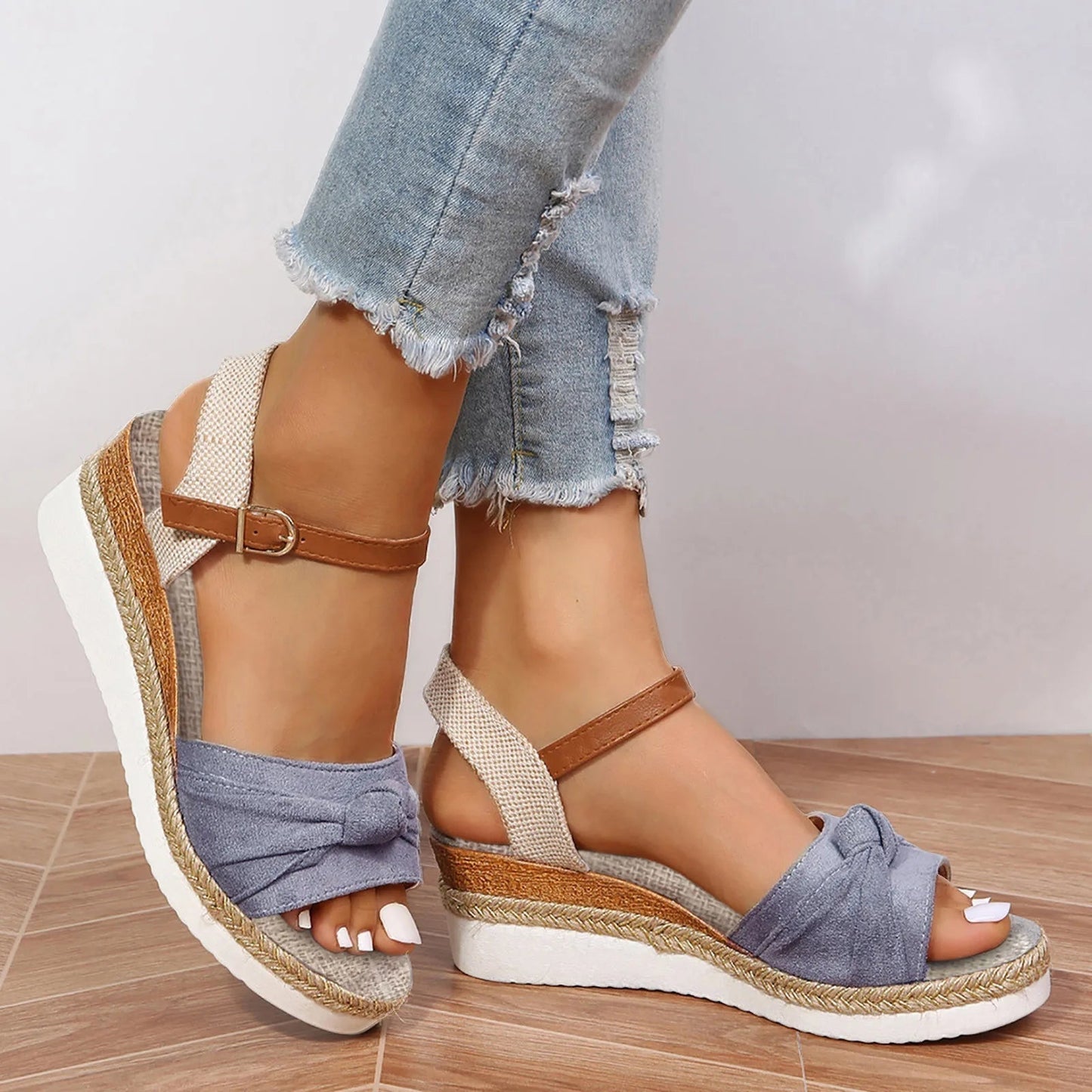 Vanessa® | Sandals Luxurious Handcrafted Collection