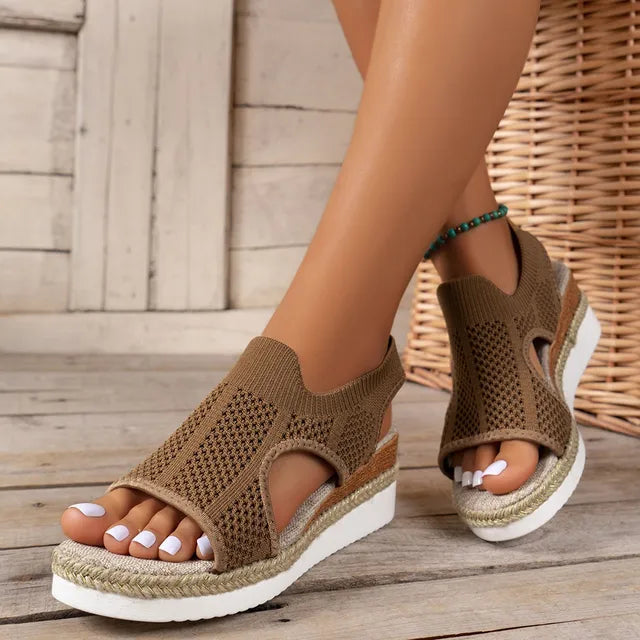 Virginia® | Stylish And Fashionable Sandals With Thick Sole