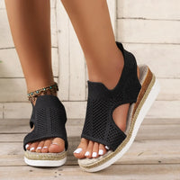 Virginia® | Stylish And Fashionable Sandals With Thick Sole