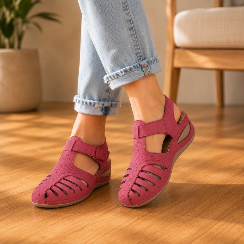 Fabiola® | Vintage Style Leather Orthopedic Sandals