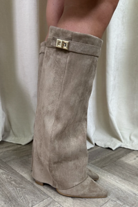 Women's Boots – Suede – Knee-High – Pointed Toe – Block Heel – Elegant Fit