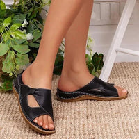 Vania® | The Leader Sandal