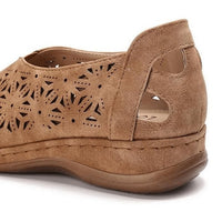 Cintia® | Stylish sandals for the coming season
