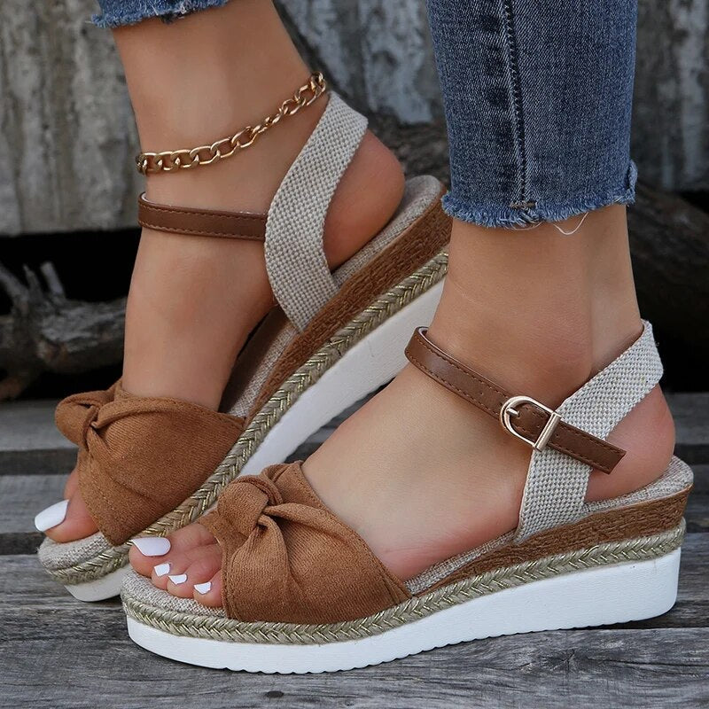 Pria® | Fashionable Sandals