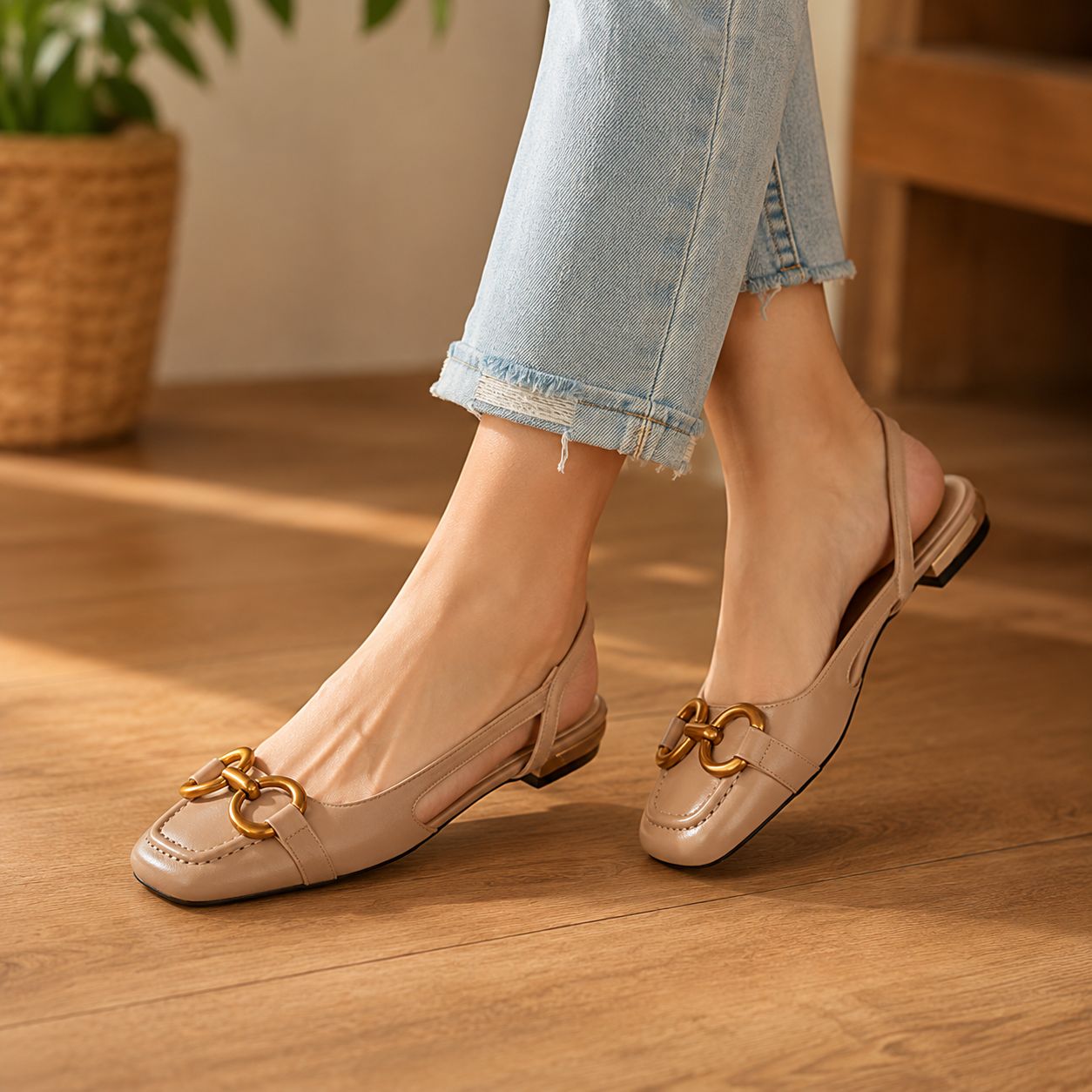 Prachee® | Elegant Vintage Sandal